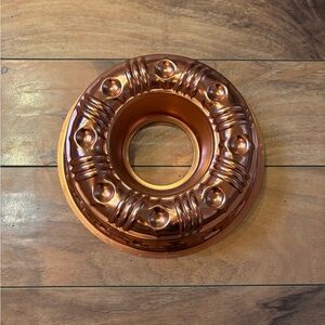 ✨SOLD✨Copper Metal Bundt Cake Pan